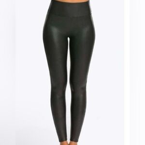 SPANX Faux Leather Leggings Black Large L Style 2437